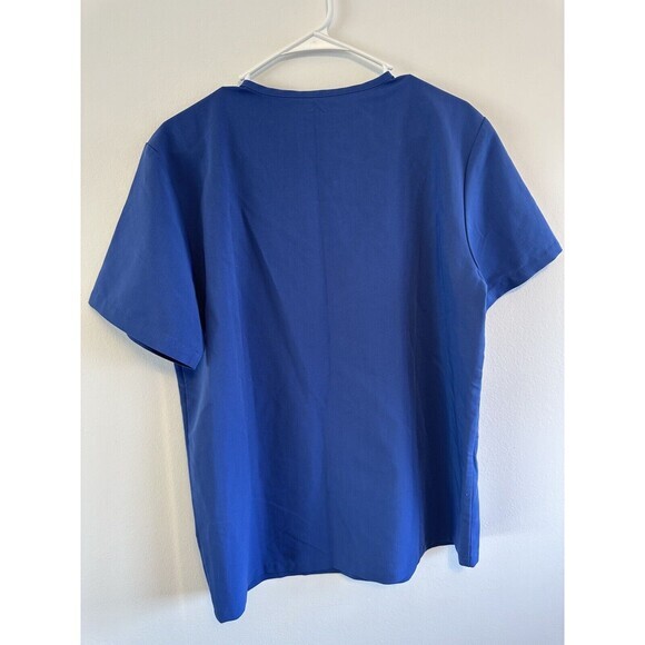 Figs Technical Collection Men’s Leon 3 Pocket Scrub Top in Medium - Picture 5 of 7